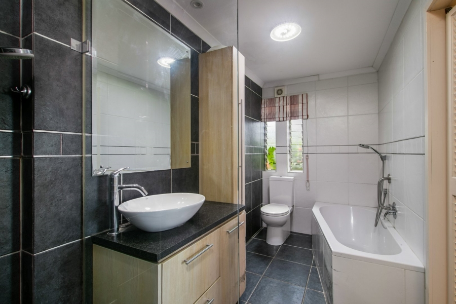 3 Bedroom Property for Sale in Paradise Western Cape